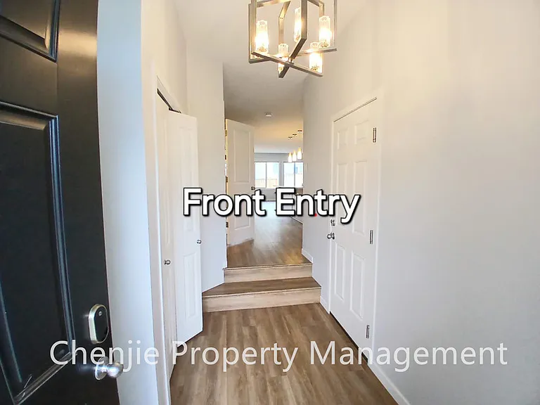 4316 Cooke Ln SW — Photo 2