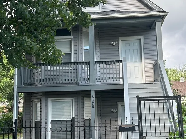 8320 S Kingston Ave, Chicago, IL 60617