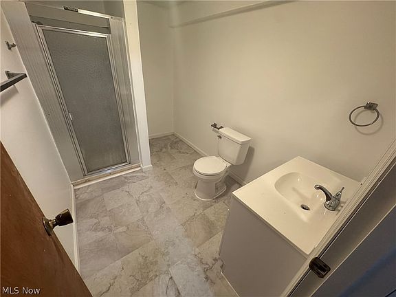 5th image of 811 23rd St