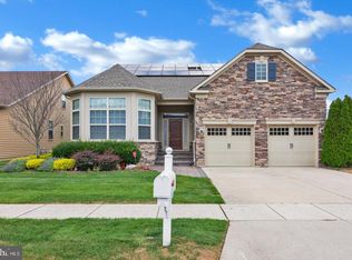 5 Taranto Ln, West Berlin, NJ 08091
