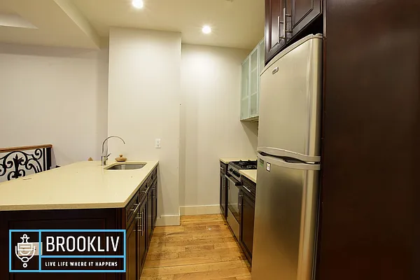 Rented by null | media 7