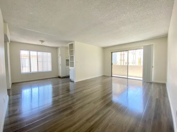 321 S Clark Dr, Los Angeles, CA