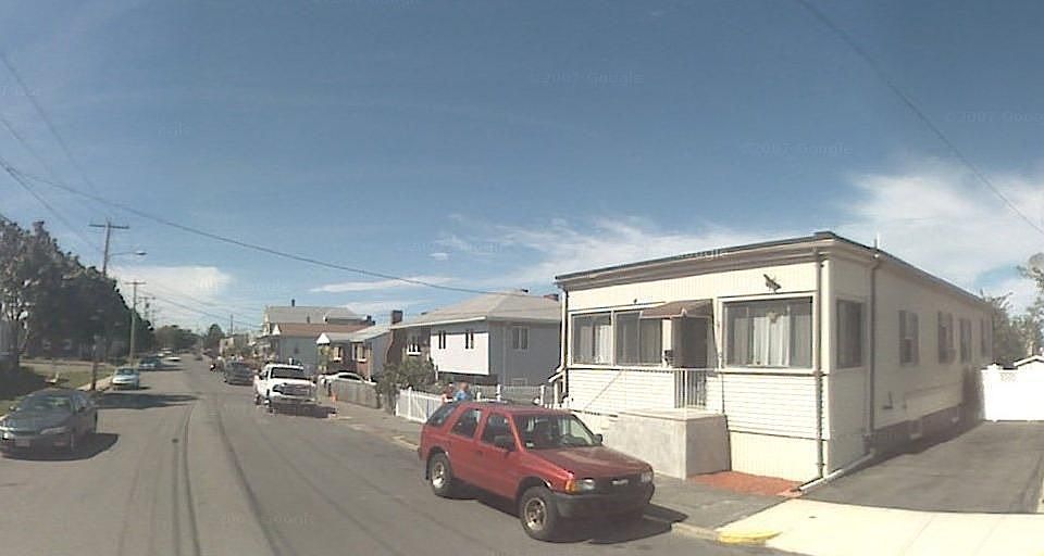 1st image of 1 Hutchinson St