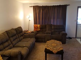 1526 W Daytona Dr, Peoria, IL 61614