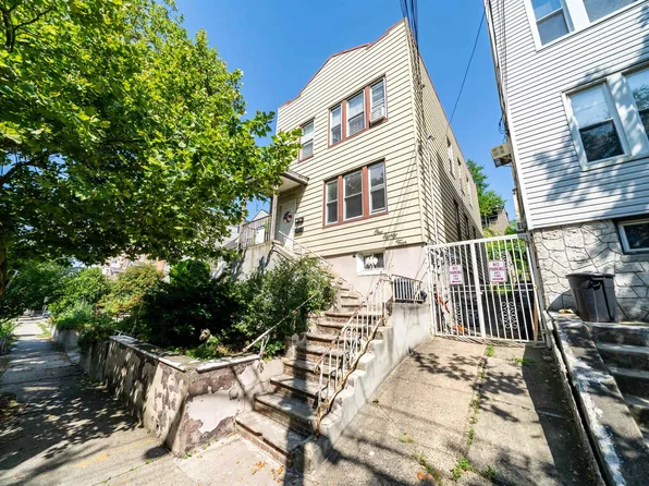184 Terrace Ave, Jersey City, NJ 07307