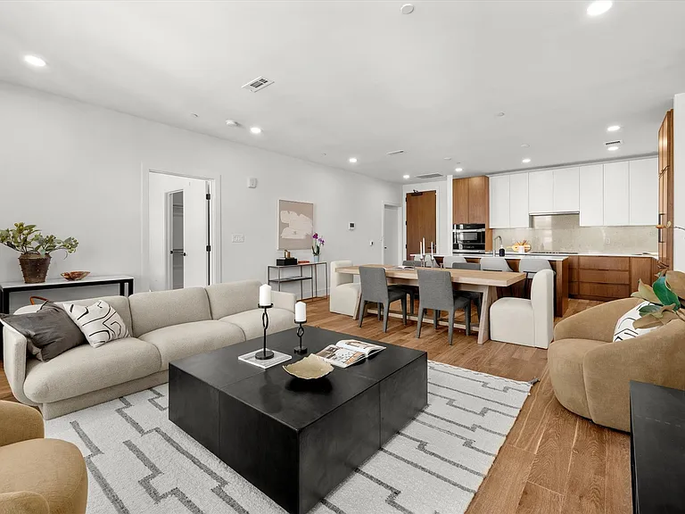 566 Columbus Ave #506 — Photo 3