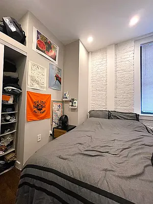 Rented by Douglas Elliman | media 7