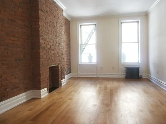 Rented by (Legacy) NY Quality Living Uptown | media 7