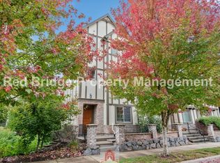 28520 SW Paris Ave, Wilsonville, OR