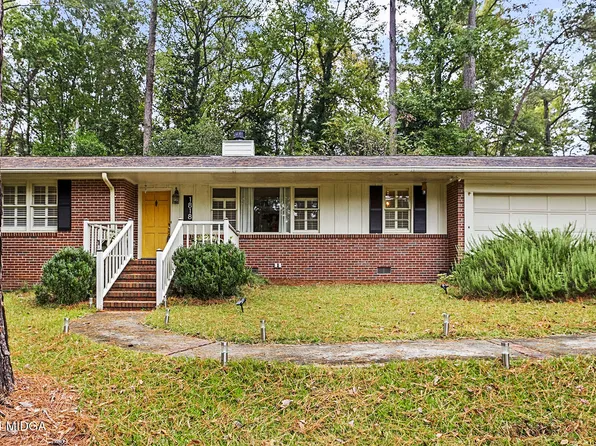 1818 Lullwater Pl, Macon, GA 31211