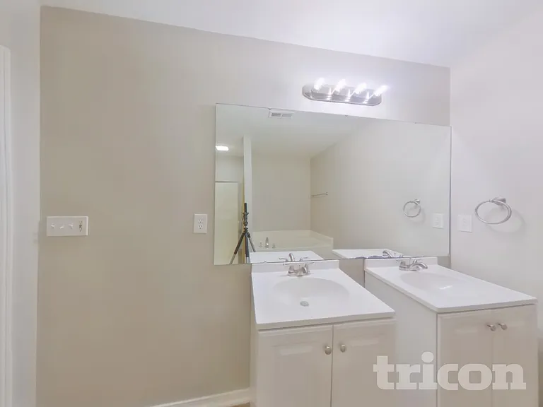 9327 John Russell Rd — Photo 12