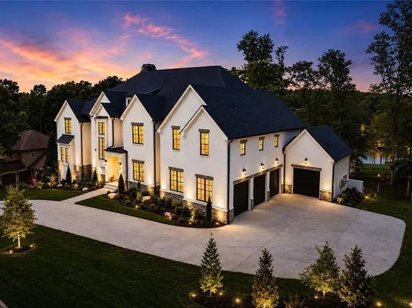 245 Traditions Dr, Alpharetta, GA 30004