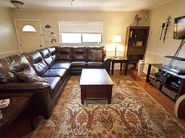 110 W Bayou Pkwy APT 304, Lafayette, LA 70503