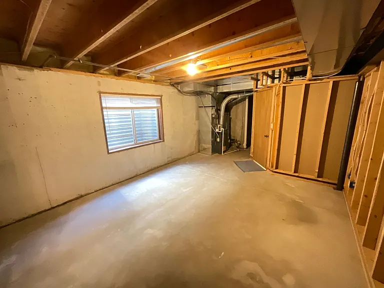 8166 Telegraph Dr — Photo 39
