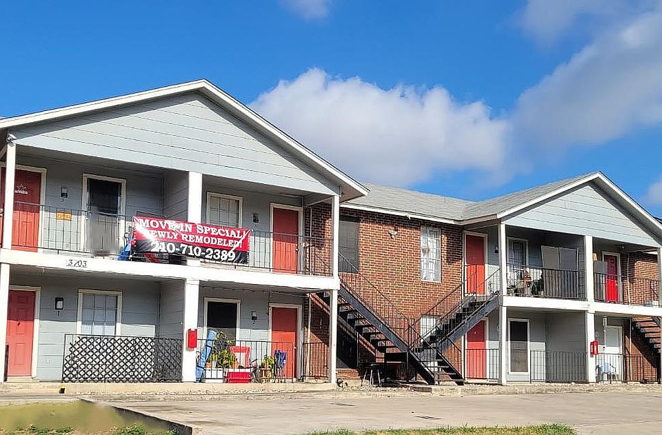 1st image of 3703 Bremen St APT 8
