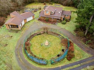 7211 Comanche Ln SW, Olympia, WA 98512