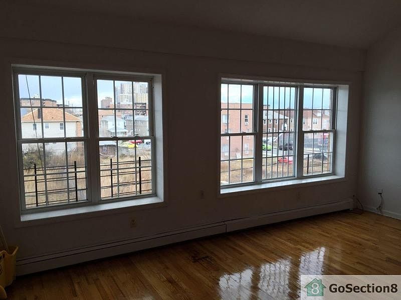 2nd image of 230 Beach 32nd St Floor 3