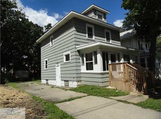 418 Huron St, Lansing, MI 48915