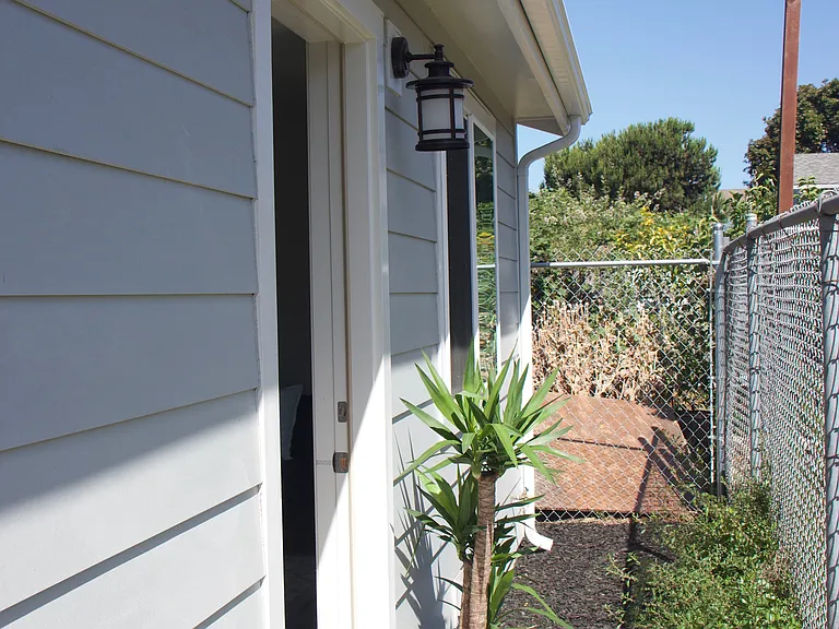 877 Willow St #1 — Photo 7
