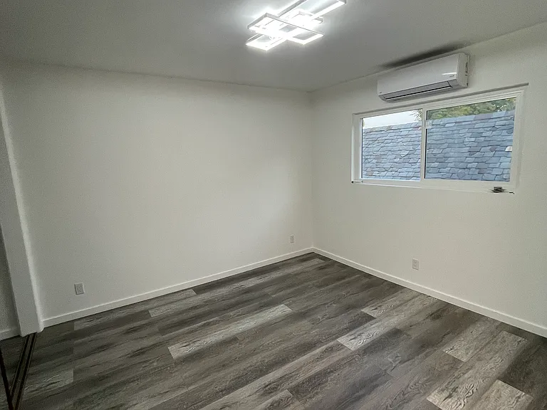 1953 Selby Ave #5 — Photo 33