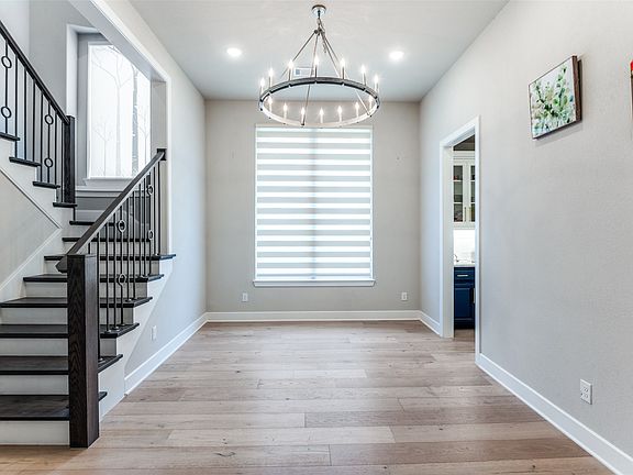 4th image of 2331 Rolling Vista Ln