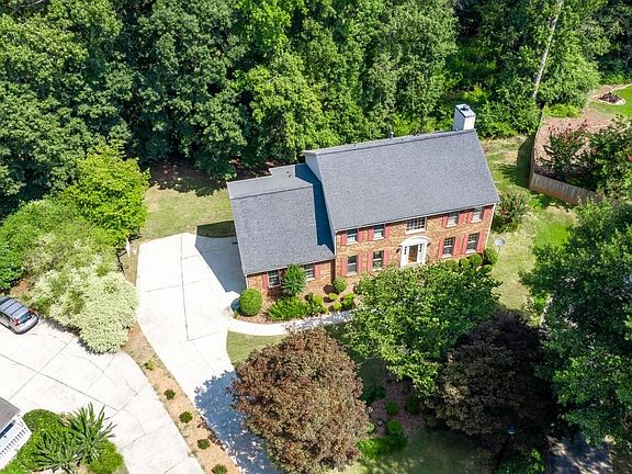 4th image of 2598 Settlers Ct