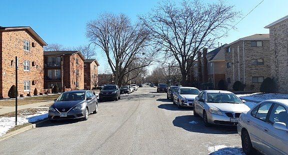Exterior Neighborhood (street photo)