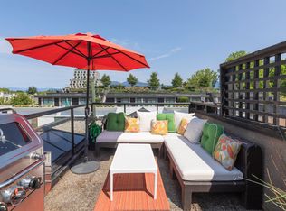 3673 W 11th Ave #301, Vancouver, BC V6R2K4