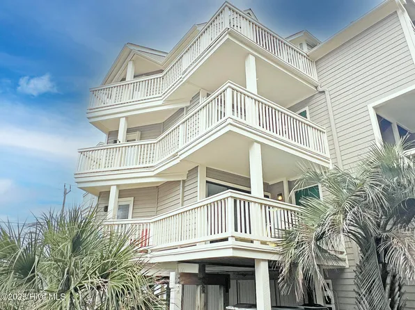 1411 S Lake Park Boulevard Unit B1, Carolina Beach, NC 28428