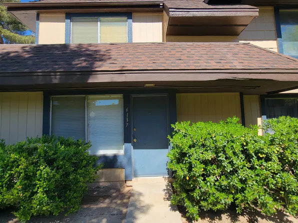 6137 Meadowgrass Ln, Las Vegas, NV 89103