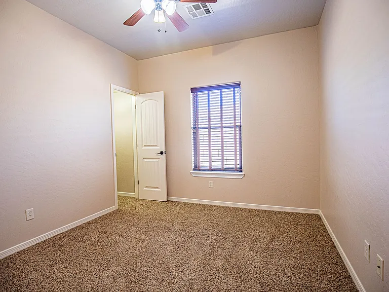 1124 Pajarito Dr — Photo 44