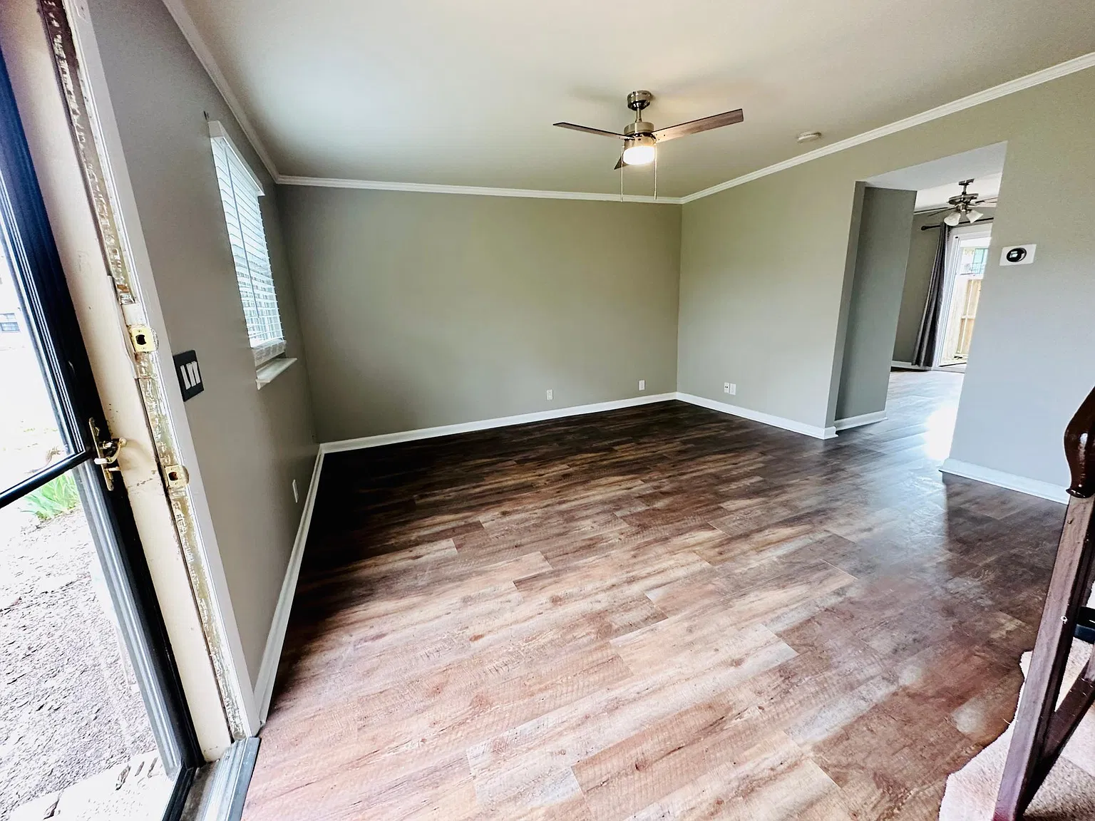 2 bed, 1.5 bath, 1080 sqft, $1,600 — Photo 2