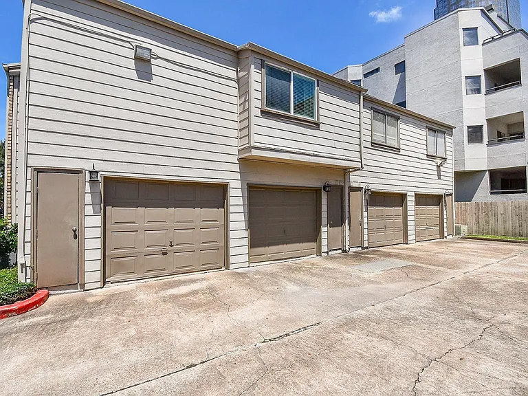 1829 Augusta Dr #31 — Photo 25