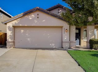 8600 Heritage Hill Dr, Elk Grove, CA 95624