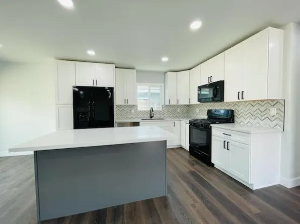 340 N Clark St, Orange, CA 92868