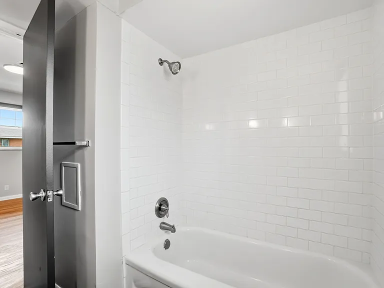 1545 King Ave #D — Photo 22