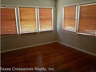 1st image of 204 Fairway Dr