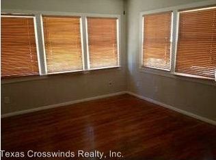 204 Fairway Dr, Bryan, TX 77801