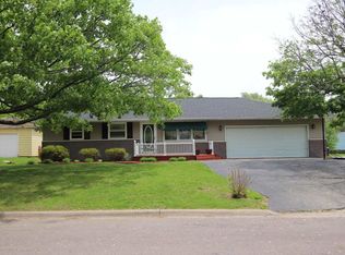 152 Lake St, Washington, IL 61571
