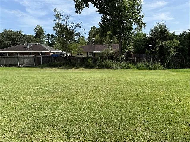 557 Claiborne Trails Dr — Photo 34