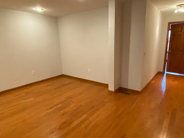 2121 Carpenter St #1 — Photo 15
