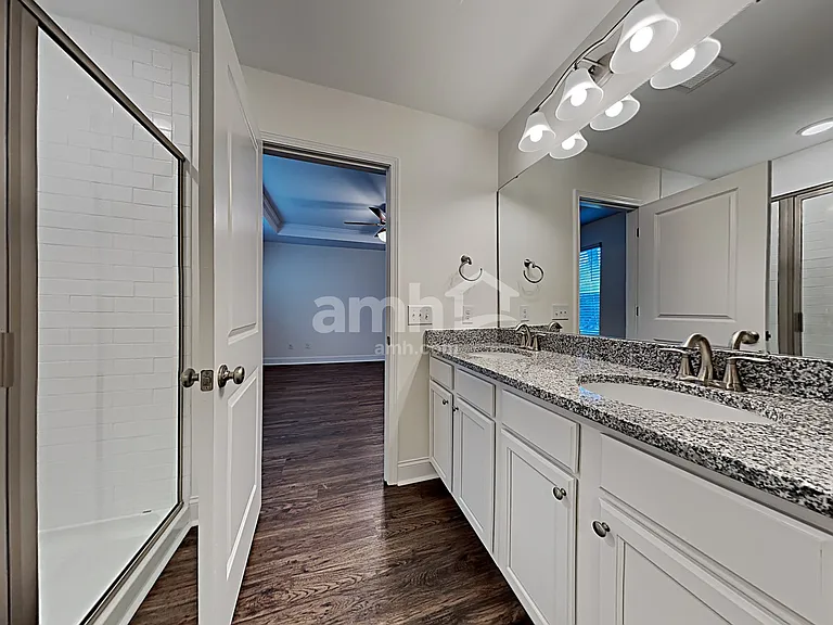 1831 Produce Ln — Photo 18