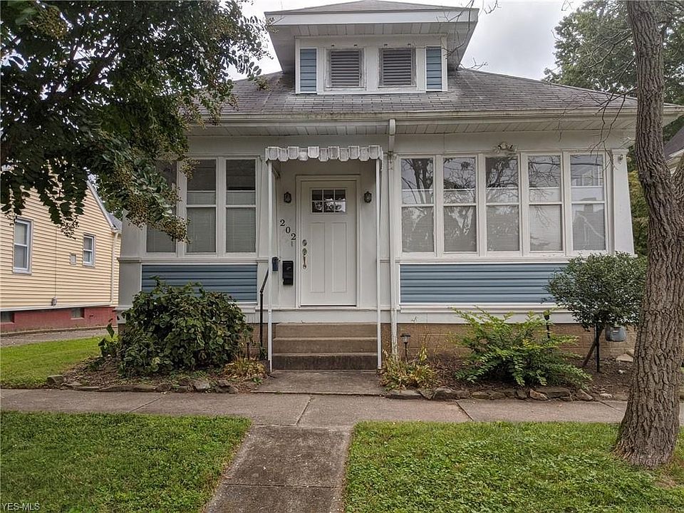 1st image of 202 Ingleside Ave