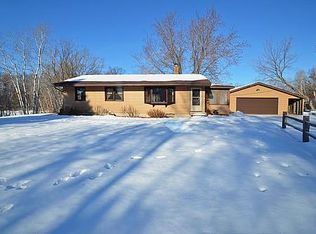 3871 317th Ave NE, Cambridge, MN 55008