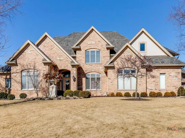 21124 W Andover Dr, Mundelein, IL 60060