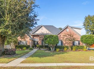 25547 Ravenwood Cir, Daphne, AL 36526