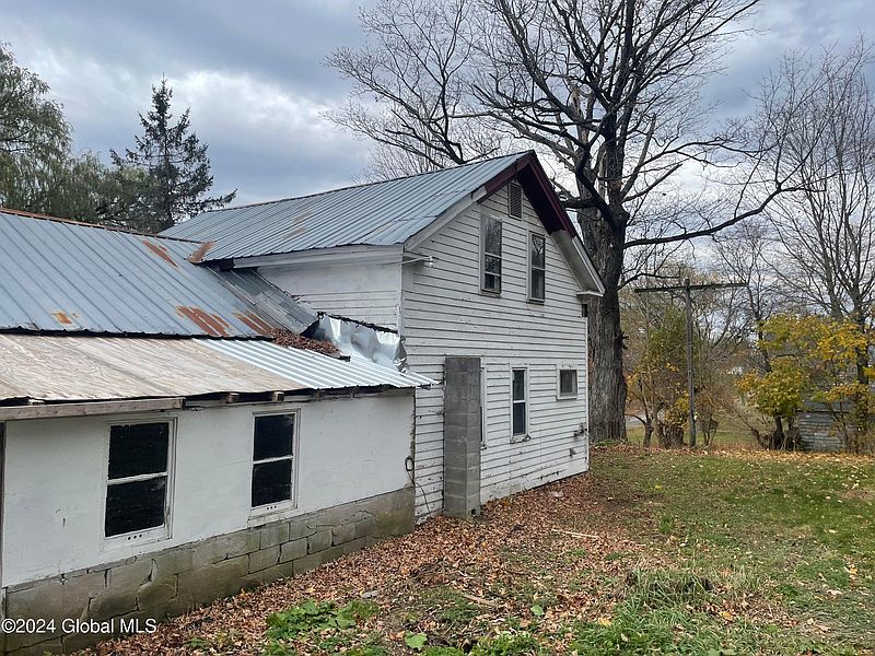 4th image of 365 Brewer Road