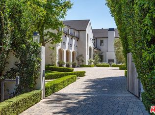 11951 Pinnacle Pl, Beverly Hills, CA 90210