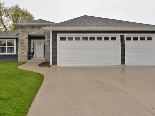 2200 90th St, Sturtevant, WI 53177
