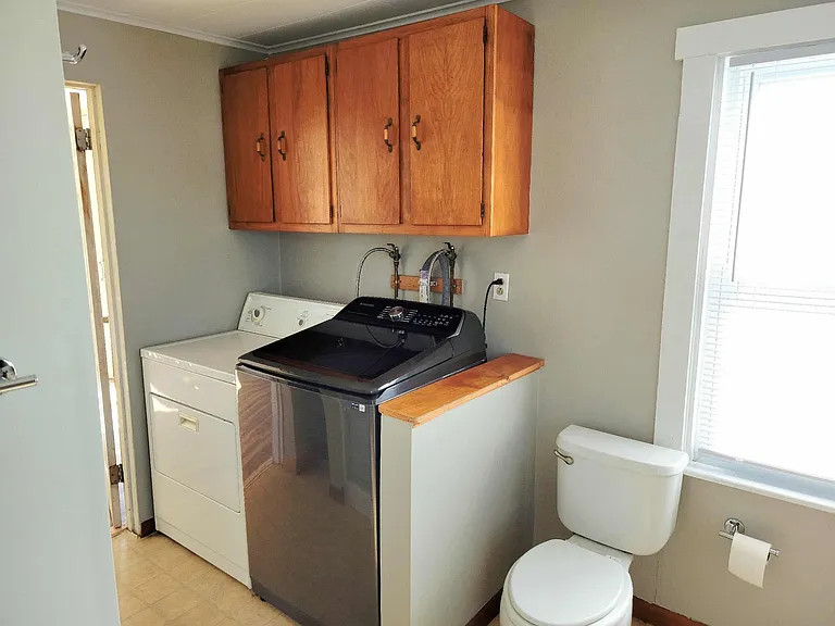 1023 Carbon Rd — Photo 17